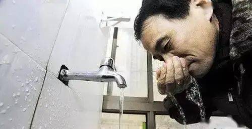 在岳西生活自来水发白有毒不能喝答案是