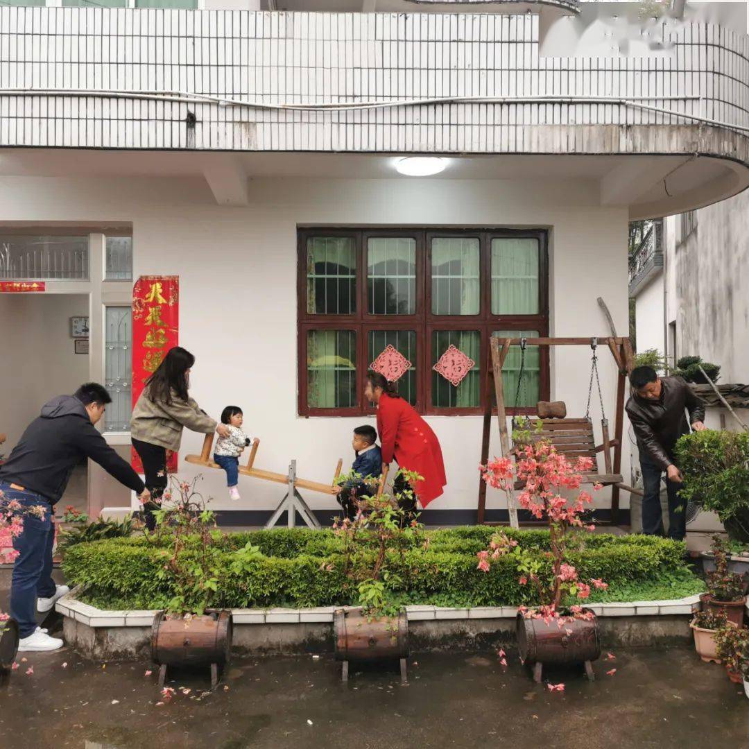 享绿色生活创最美家庭省最美家庭绿色低碳家庭柳德明家庭故事分享