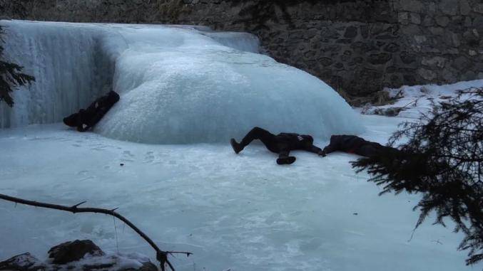 张钊|张钊：蠕动是对微小尝试的隐喻