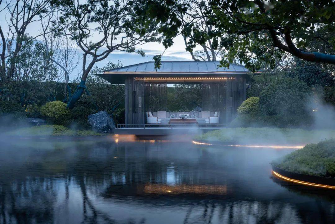 基准方中 | 咫尺破土,半亩苏意——正荣·西津月