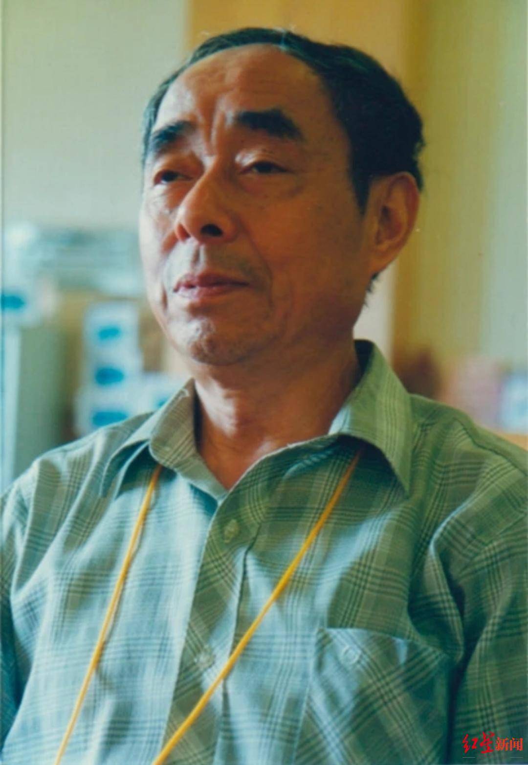 苏学|苏学泰斗邱俊鹏逝世 享年92岁 周裕锴悼念：传薪续火，滋兰树蕙