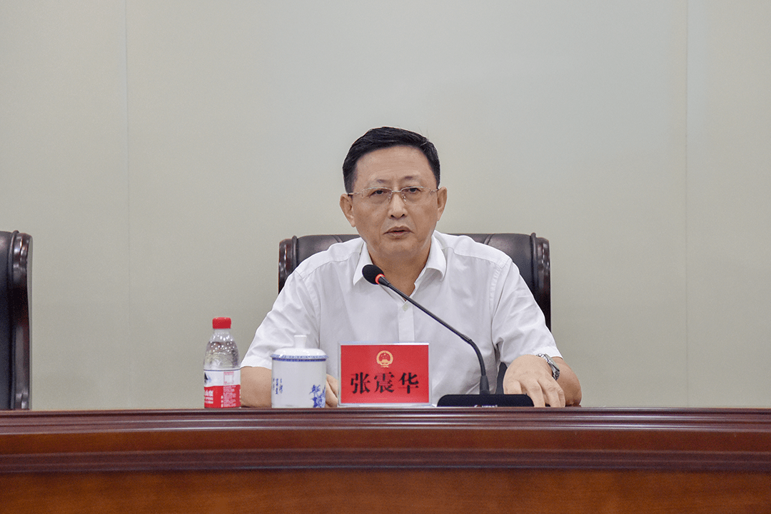 决定任命贾文涛为三亚市人民政府副市长