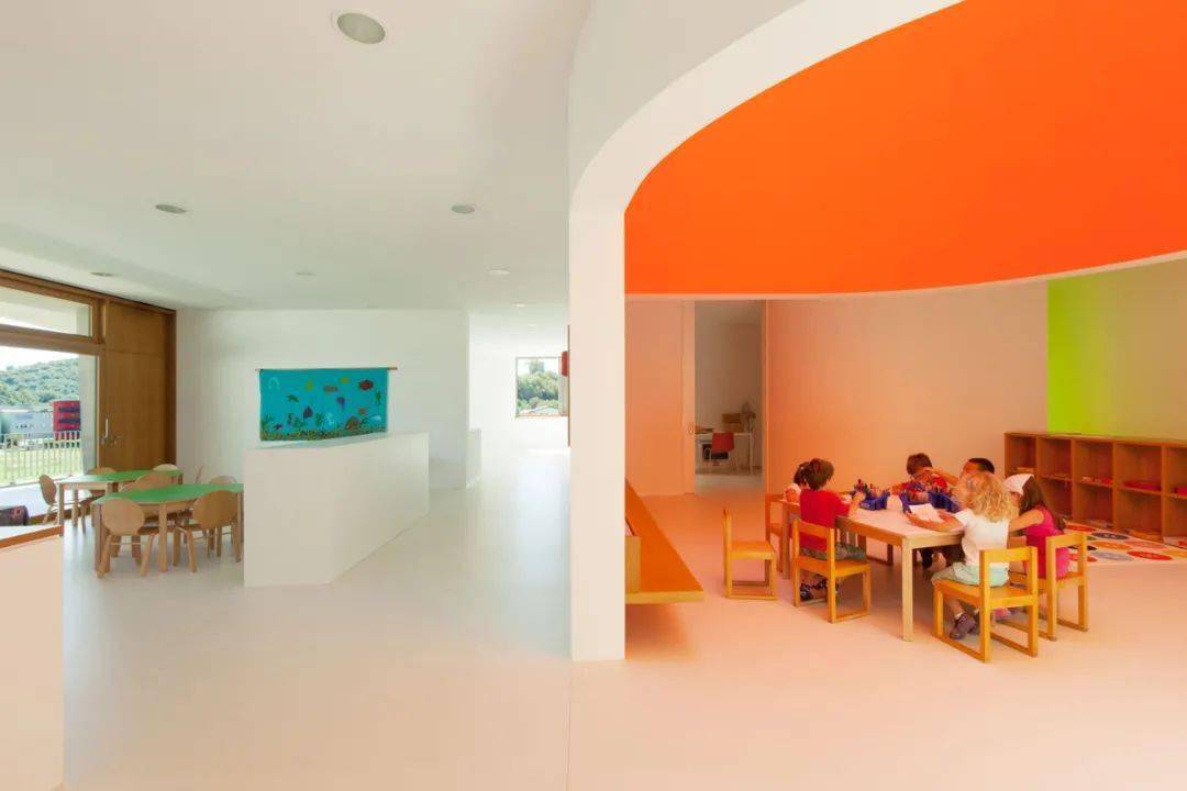 设计|这些幼儿园的空间设计，让孩子不知不觉浸润了三个人生大问