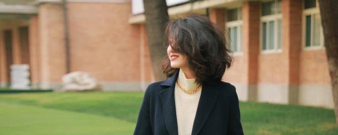 优雅大方的呢大衣 适合什么样的天气 15度左右可以穿吗 气质