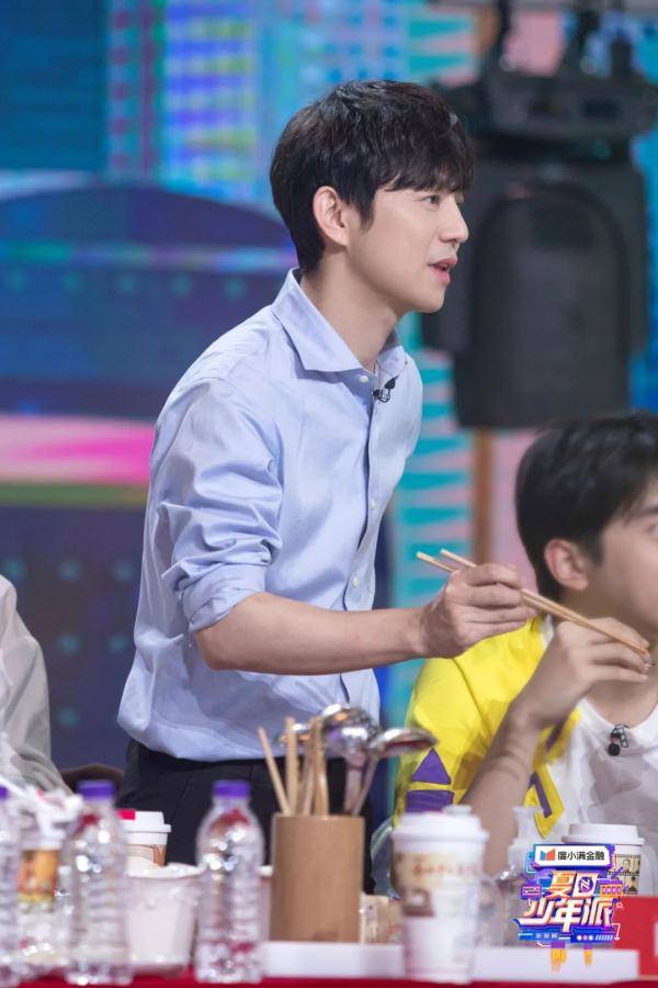 舞台|这次，他们为了吃火锅使出浑身解数