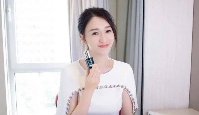 什么|肌肤油我不油天，火爆全网的“以油养肤”究竟是什么？