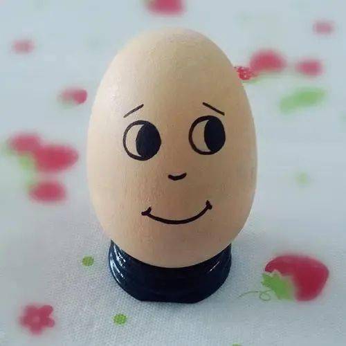 鸡蛋壳手工制作人物图片