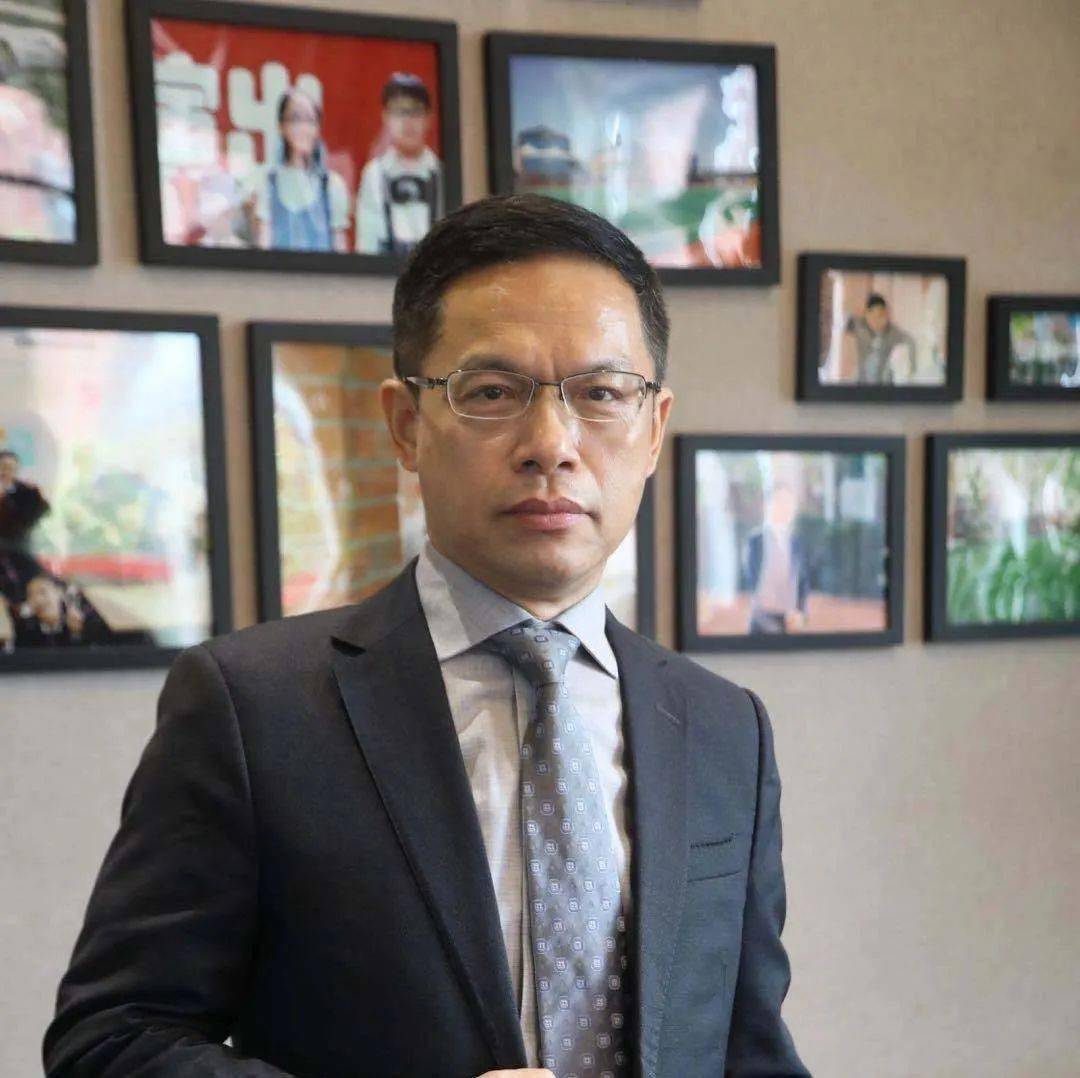 ieic嘉宾上海新纪元双语学校校长李海林做好与学校的沟通是家庭教育的