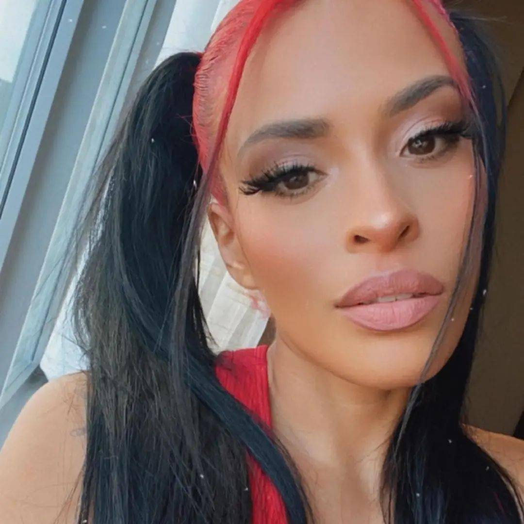 明星ins早期照片 dc01a100929e46b4ad57f0d8e23bf3ed.jpeg