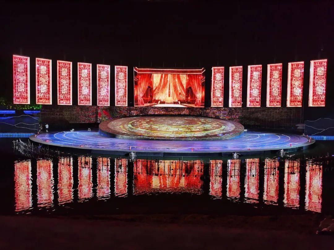 镜泊湖|依水而建，湖中舞台效果曝光！第四届黑龙江省旅发大会，我们9月1日见！