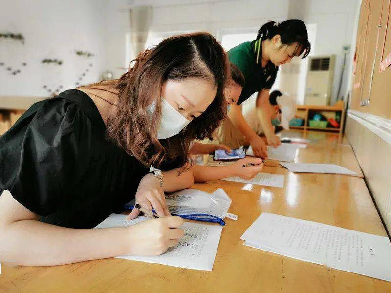 进行|以心迎新 与爱相约 妇联幼稚园召开小班新生家长会