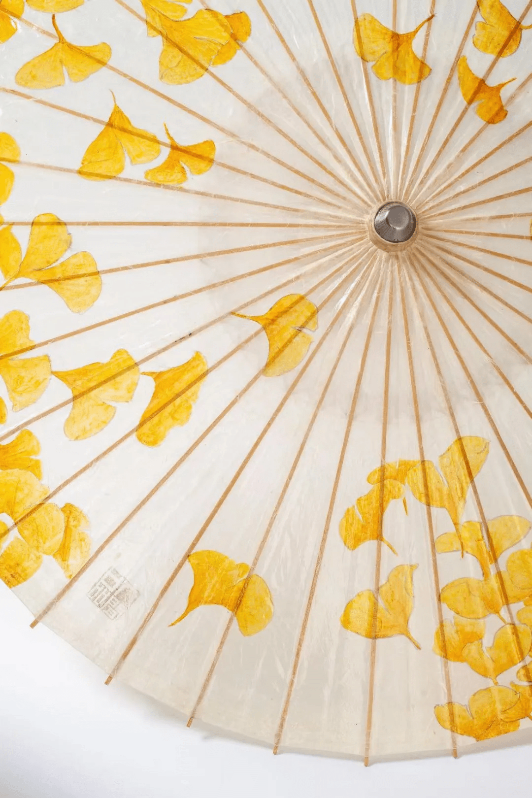 技艺|一把伞600元，排队半个月才能买到！90后小伙这手绝活太惊艳