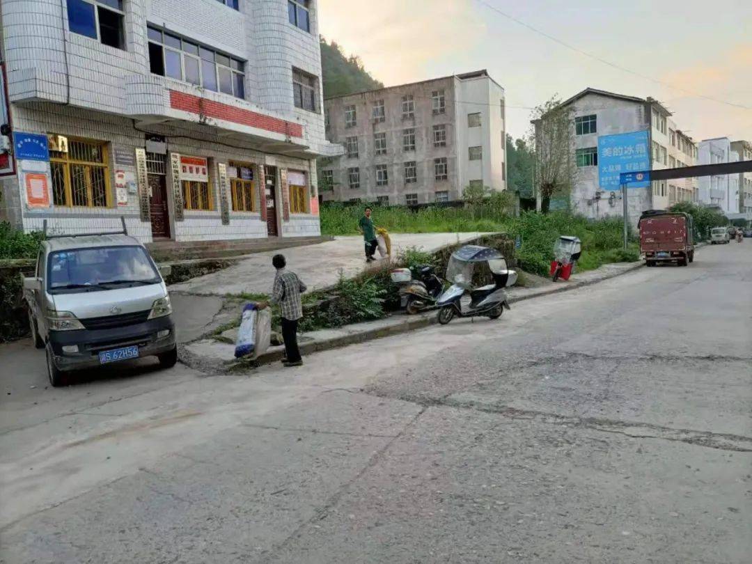 万源市魏家镇以史为炬69点亮乡村振兴之路