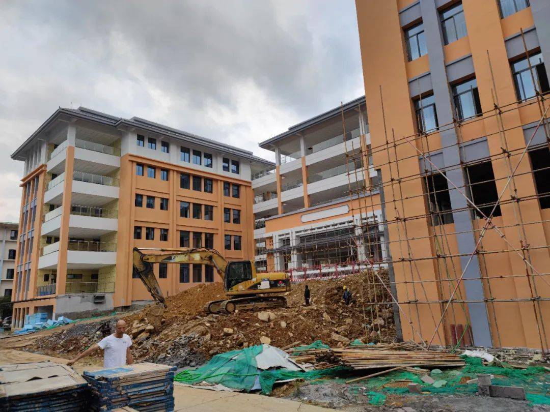 可容纳3000学生毕节一学校扩建即将完工