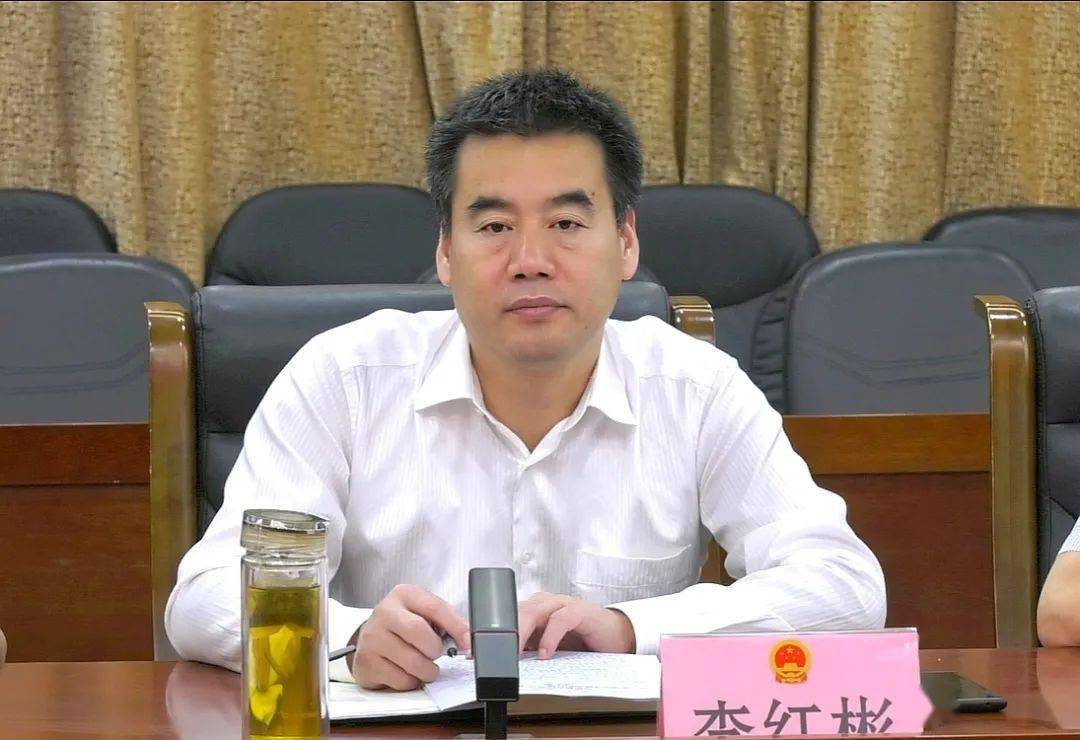 8月30日,市人大常委会副主任,督导检查组组长崔坤军带队到我县开展