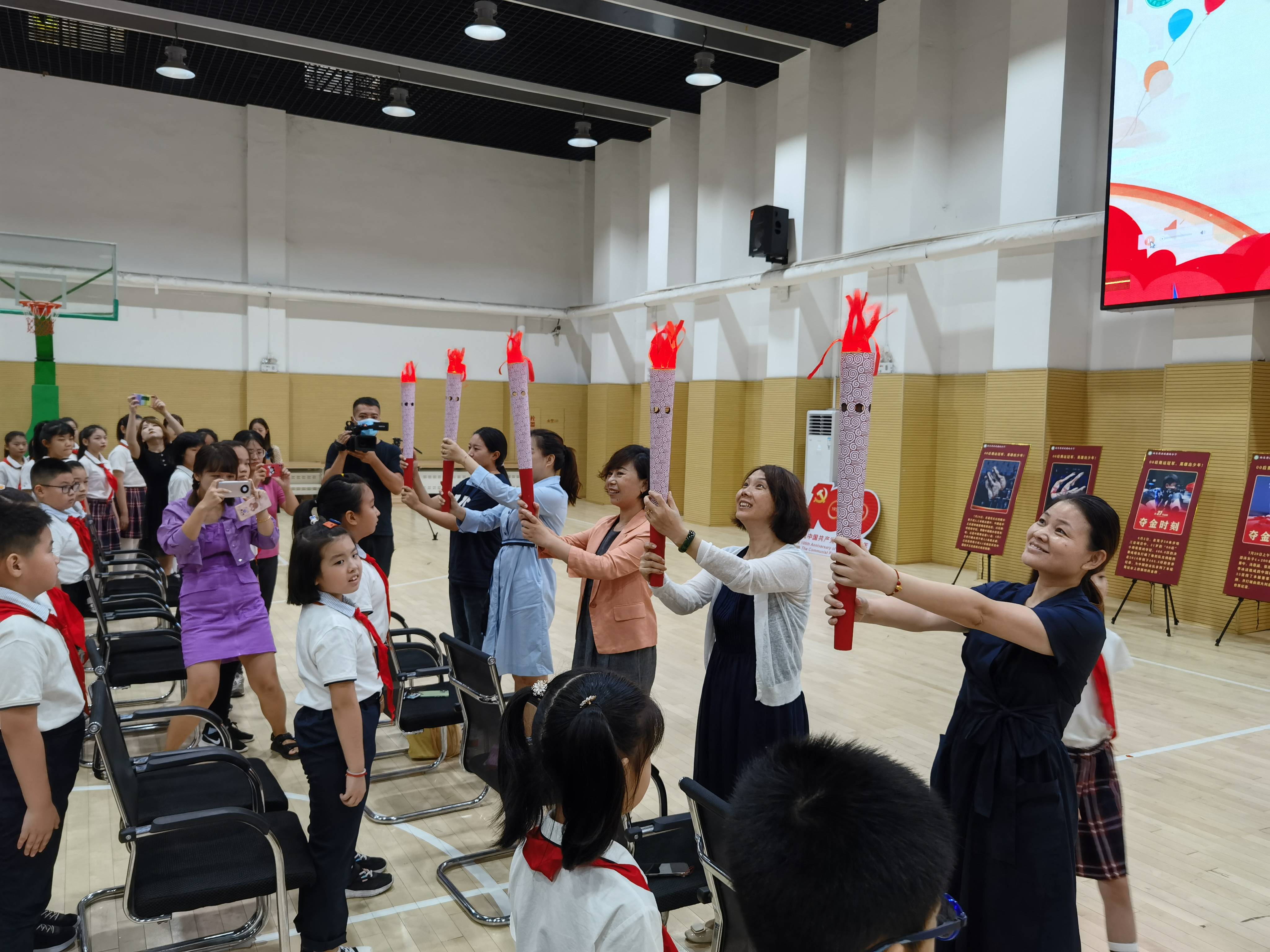 迎新燃梦展未来济南燕山小学举行2021年秋季开学典礼