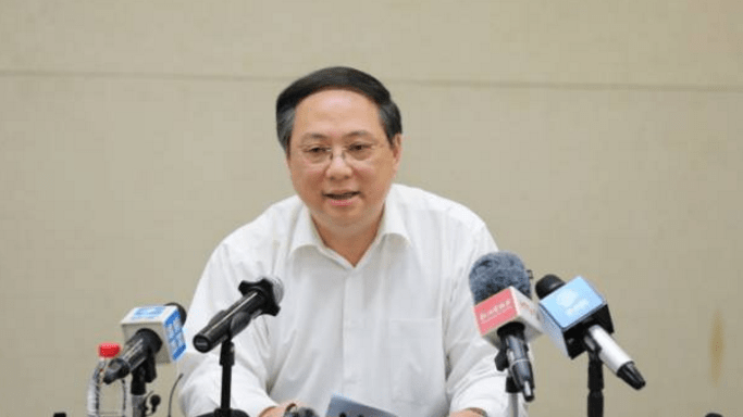 据去年6月发布的杭州市领导分工信息显示,王宏负责农业农村,水利,民政