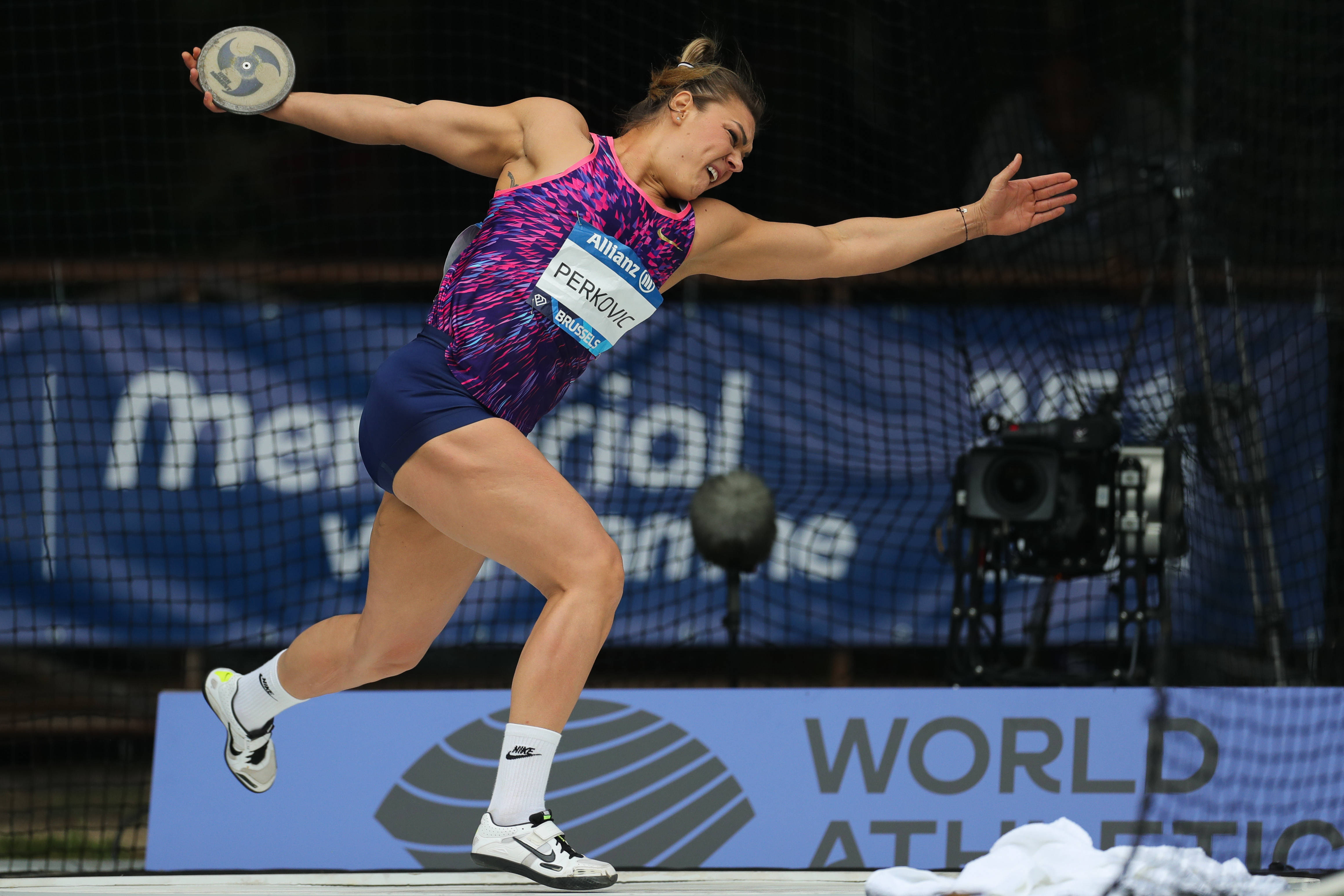 田径——钻石联赛布鲁塞尔站:女子铁饼赛况_比赛