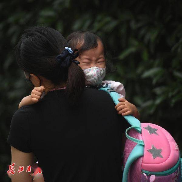 家长|萌娃上幼儿园：第一天喜笑颜开，第二天稀里哗啦