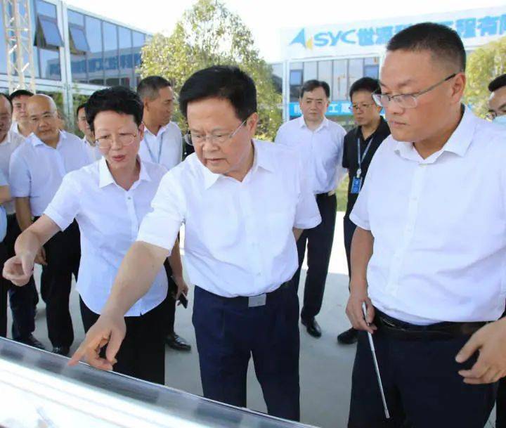 郑栅洁在富阳调研只争朝夕抓进度埋头苦干勇争先