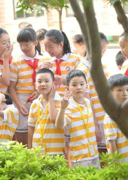 传承红色基因培育时代新人黎明湖小学2021年下学期开学典礼暨新生欢迎