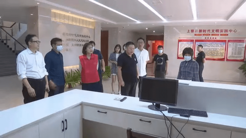 县委常委,宣传部部长,县政府副县长朱瑞霞深入"两中心"调研