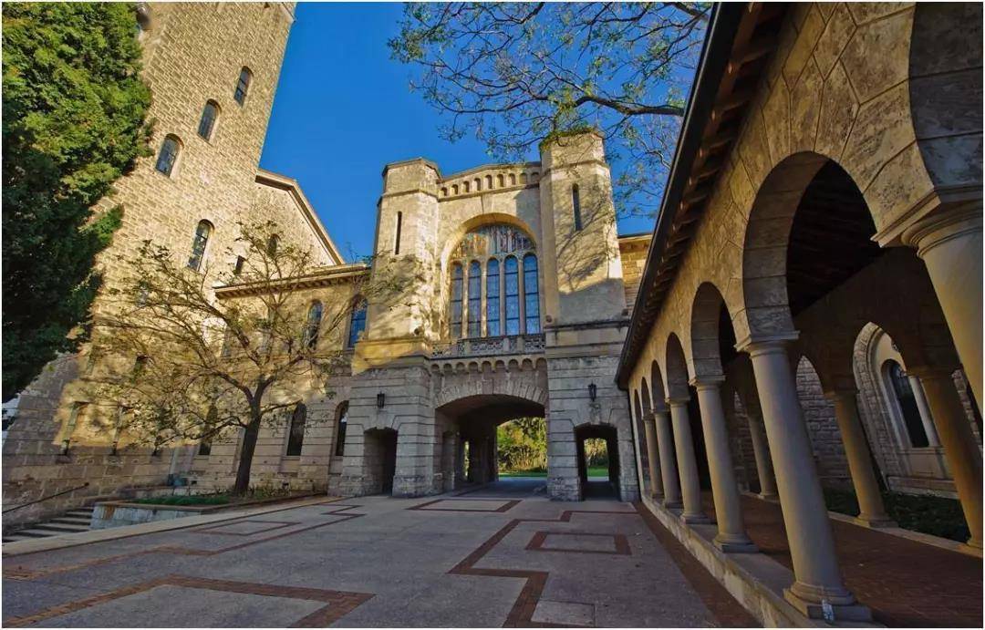 西澳大学工程学专业