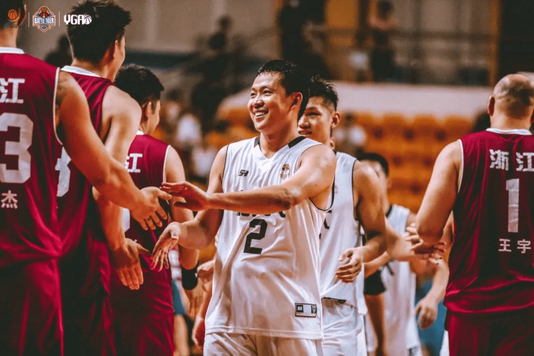 曾是cuba第一后卫,四支cba球队抢着要._李海