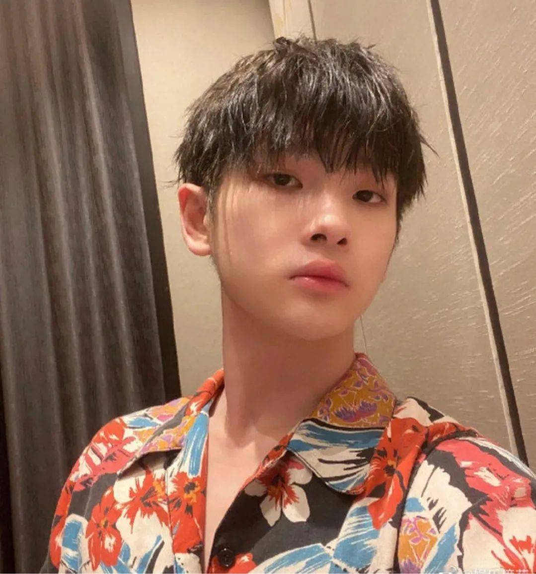 韩东|小八卦 | 白宇、关晓彤、张云龙 、张艺兴、韩东君