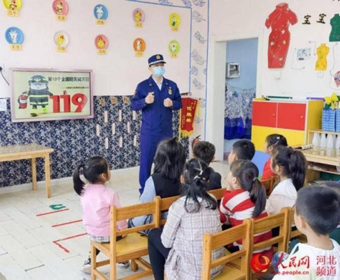 时间|普惠性幼儿园增多、出生人口下降，幼儿园学位不用抢了？