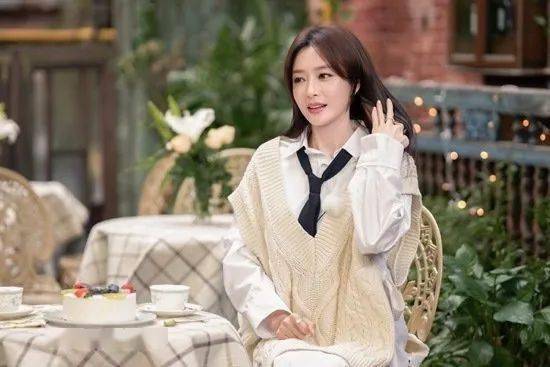 网络|早秋穿搭王者单品，我投衬衫一票