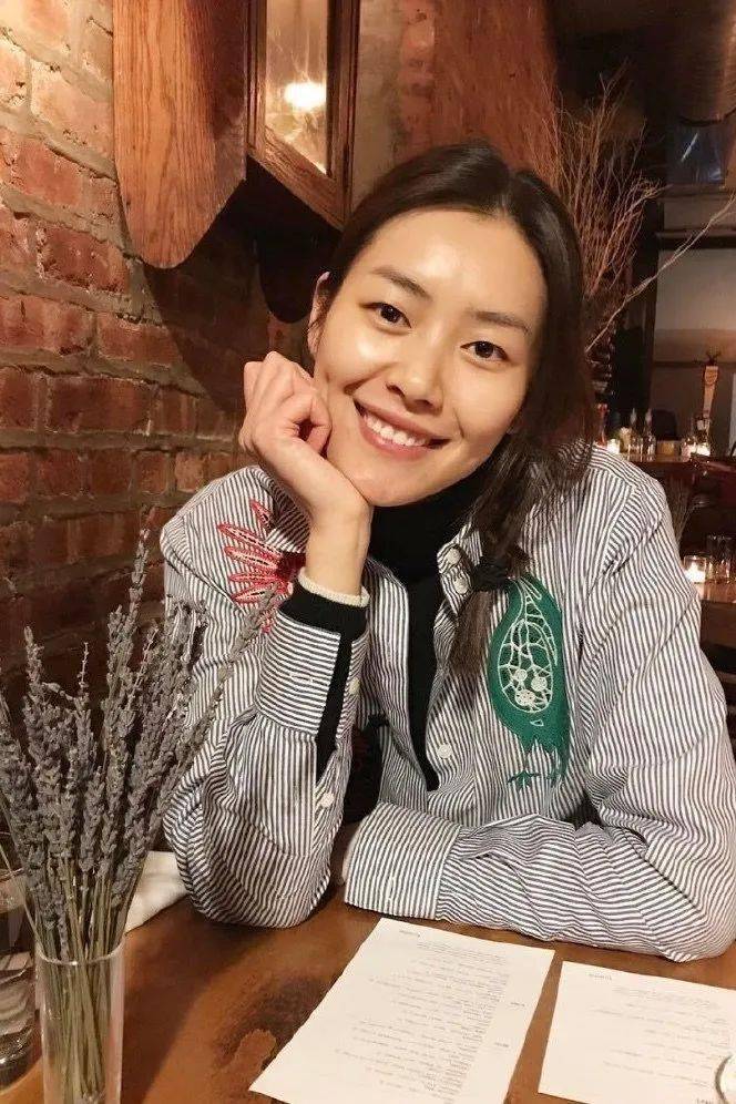 网络|早秋穿搭王者单品，我投衬衫一票