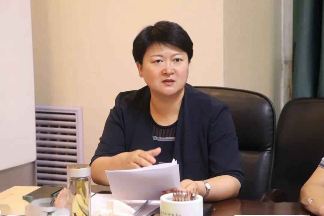 刘锦春指出,就业工作关键是抓好落实,要注重创新,进一步增强技能培训