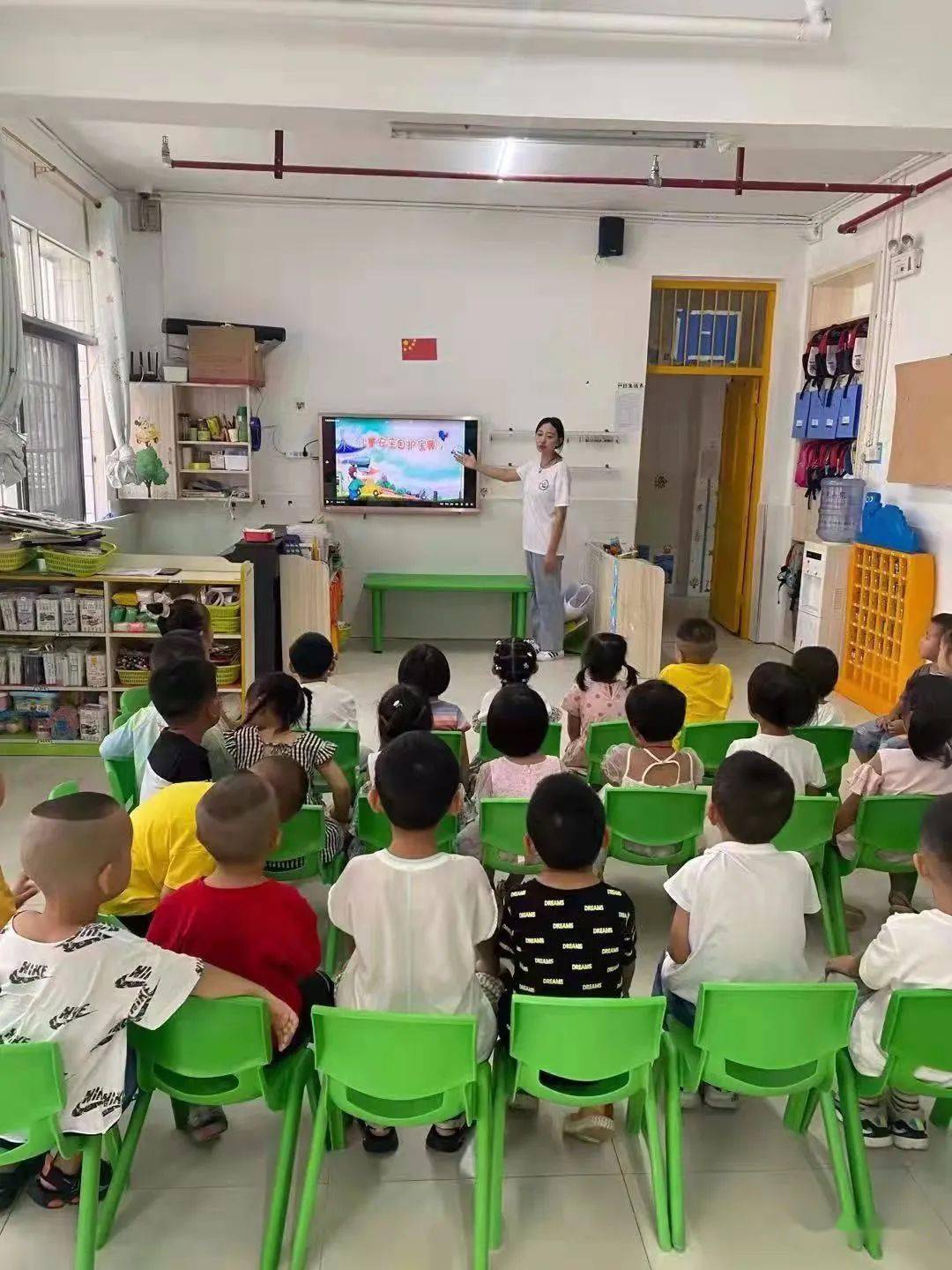 天心|“神兽归笼”！直击龙山开学第一天~