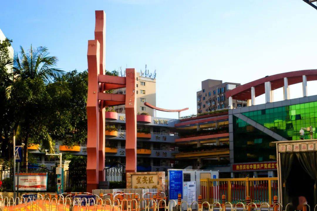 后瑞的学校后瑞学校不算多,这边基本是小学幼儿园,真正在这边生活的