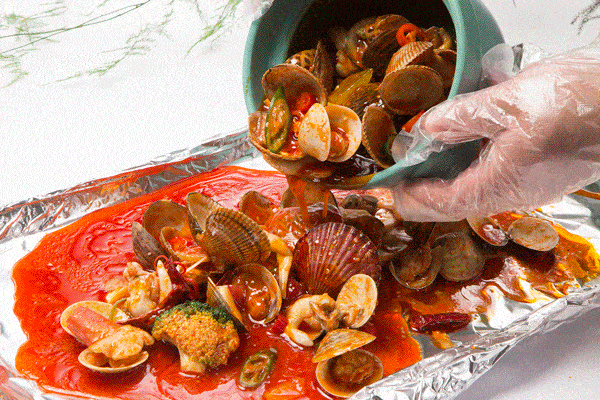 鲜火肴∣网红瓦罐小海鲜88元起畅吃过瘾,海鲜迷的福利!_水晶