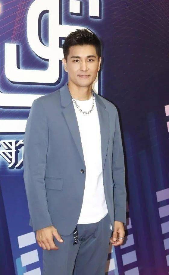 陈展鹏上《劲歌》自嘲对歌唱实力冇信心