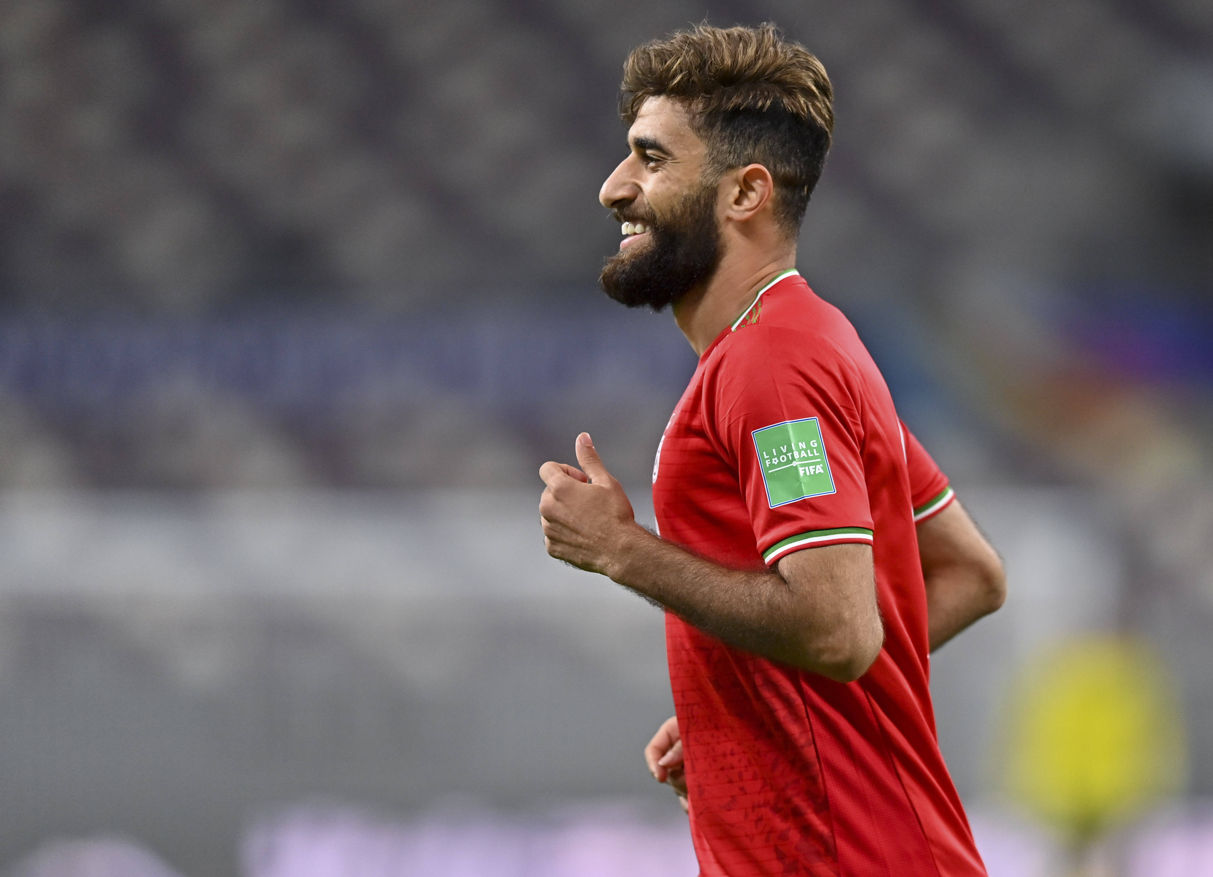 足球——世预赛12强赛:伊朗队胜伊拉克队