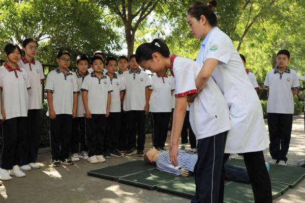 互救|河北临城：急救知识进校园