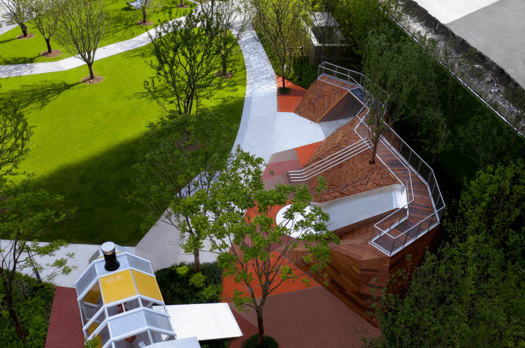 百年车站的蝶变 / 宸嘉100月台公园 - 张唐景观_场地