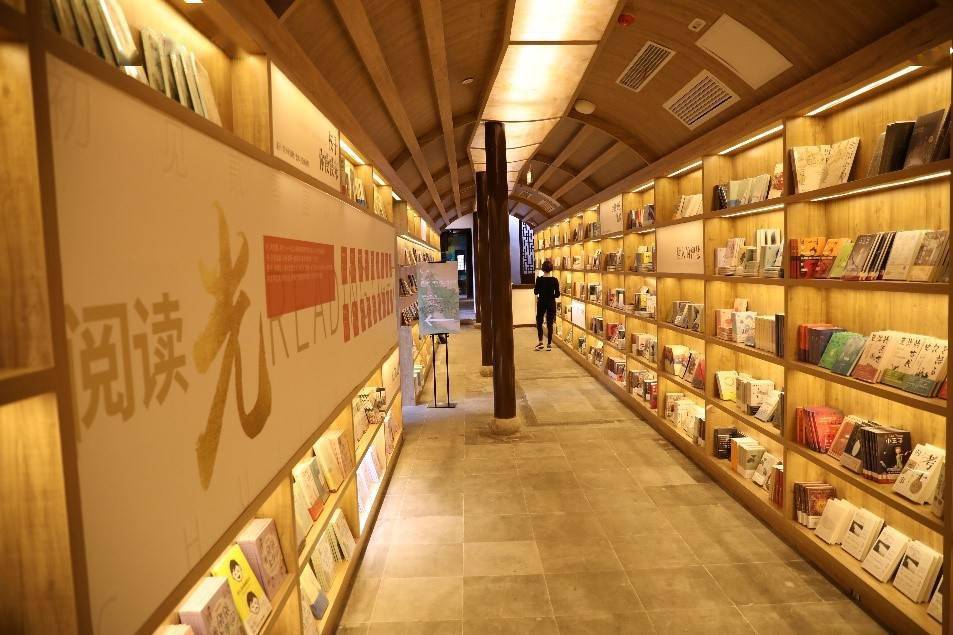 初见书房扎根乡镇,推出"小镇阅读奖励计划"