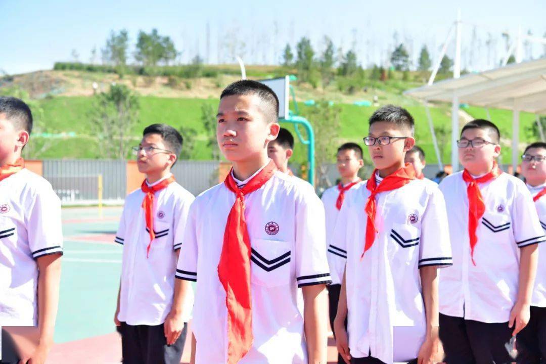 新校馨家园同心启欣航西安铁一中曲江第一学校第一次开学典礼