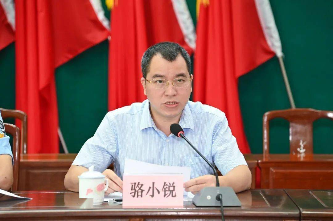 副书记,常务副局长李昌龙,梅州市公安局党委委员,政治处主任钟旭东