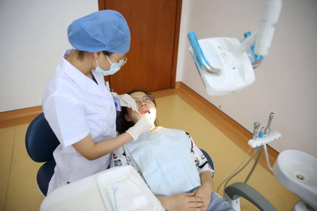 健康从齿开始临海市妇幼保健院口腔科华丽升级