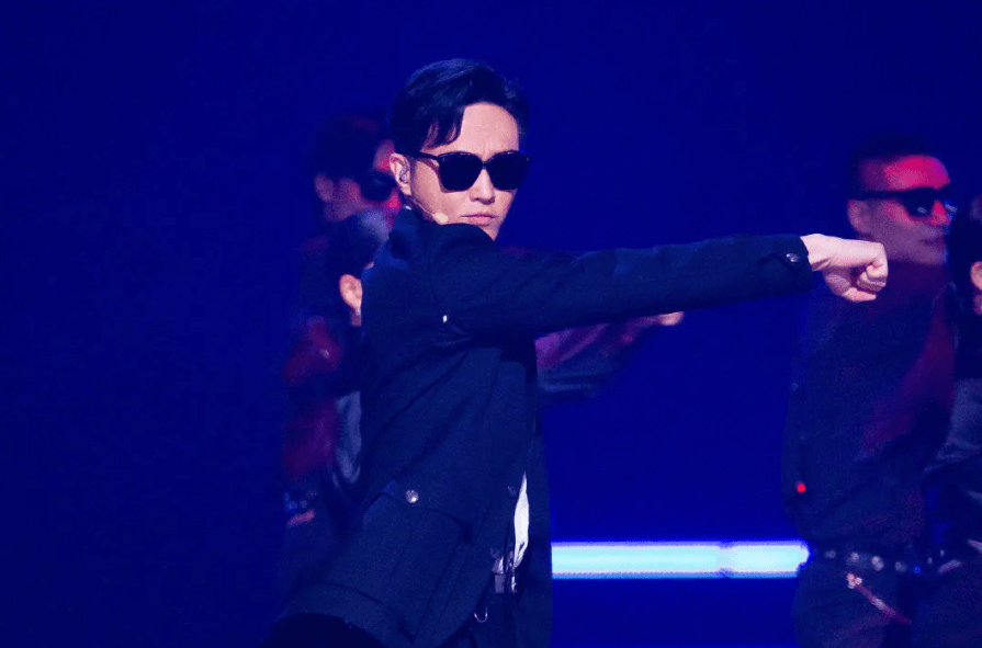 文化|文艺评论 | 《披荆斩棘的哥哥》：重塑“审美文化”，以“清朗”打造荧屏综艺节目的精神颜值