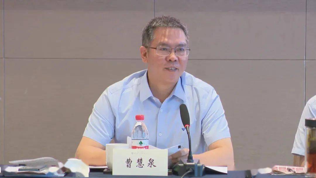 曹慧泉陈恢清出席株洲市庆祝第37个教师节座谈会