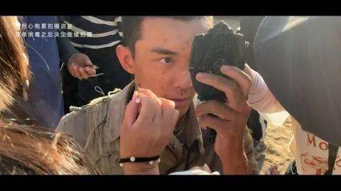 脸部|吴磊拍马战戏时脸部意外被炸伤 坚持拍完才赴医院包扎