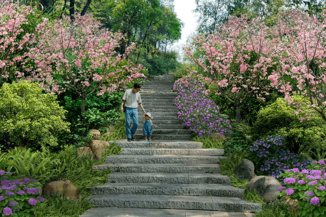 主要建设内容包含:结合山形地貌建设公园入口,登山步道,观景平台