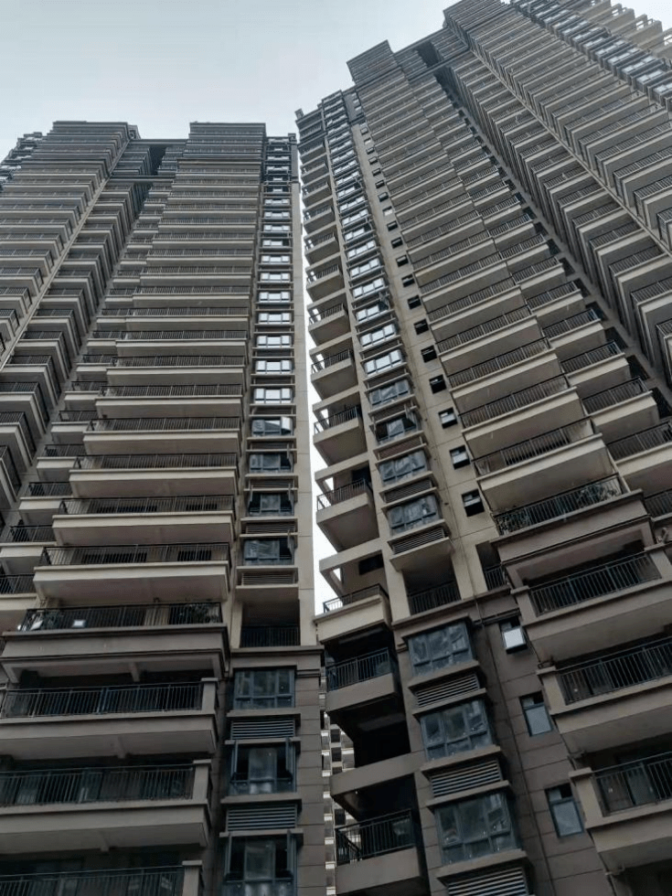 南宁建工城"牵手楼"走红网络,官方后续回复说明来啦!