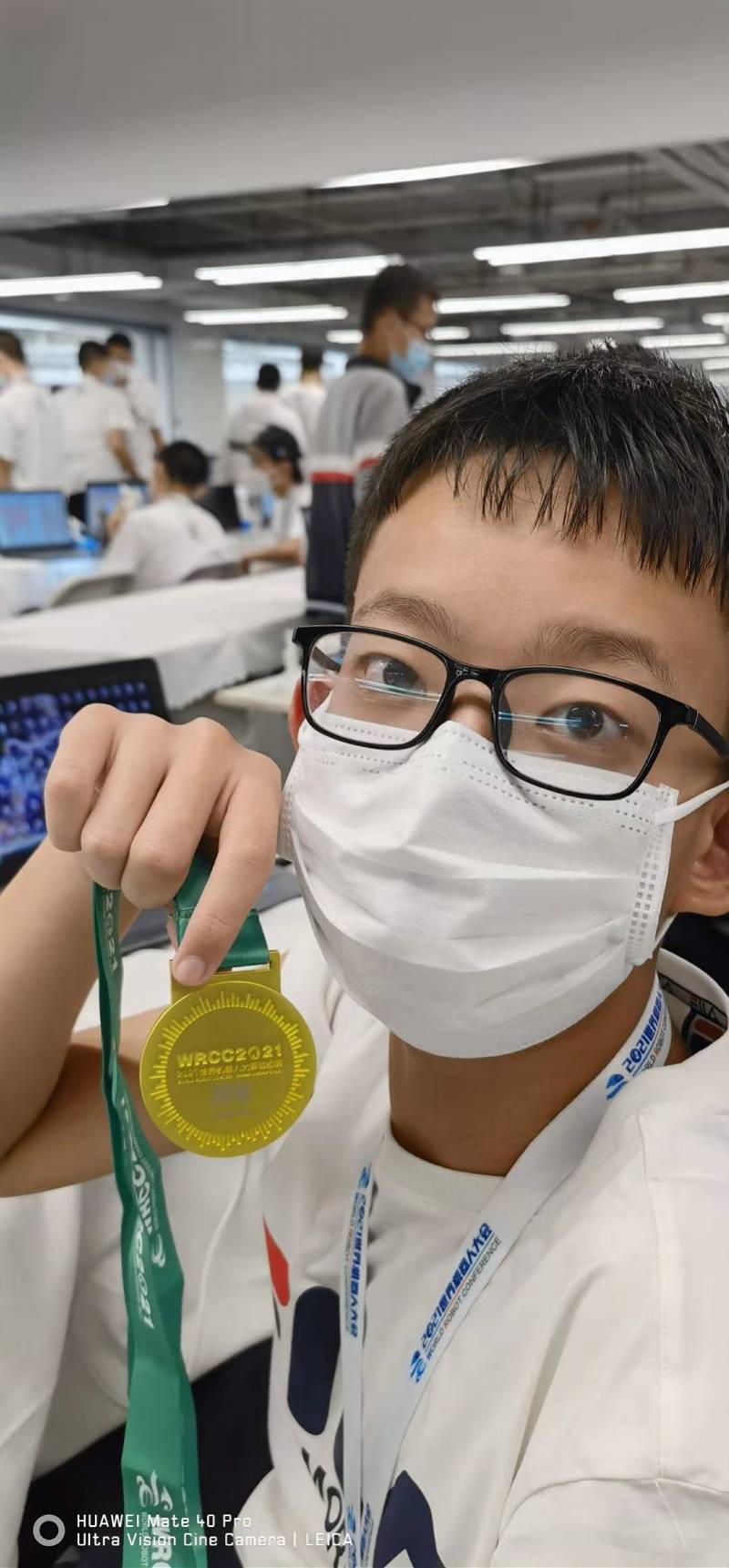 牛娃|深圳两牛娃斩获世界机器人大赛冠军，酷爱数学，动手能力强